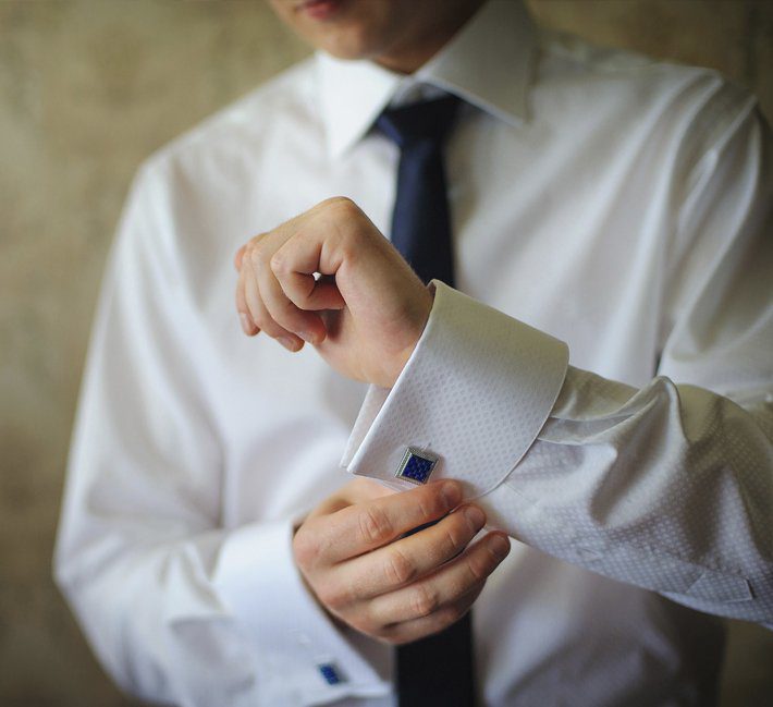 Mancuernillas de camisa, ¿aún son importantes?