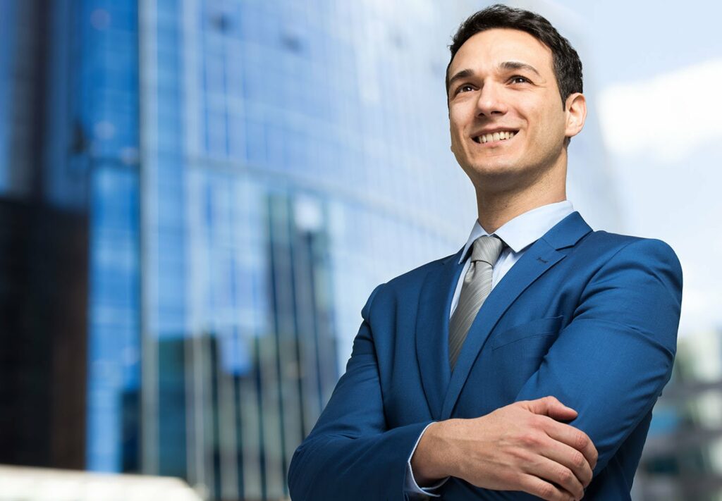8 grandes razones para vestir bien en el trabajo_0000_Layer 2