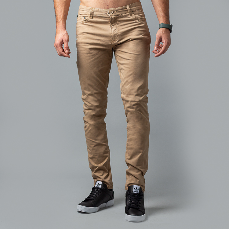 Pantalón chino kaky con diseño de 5 bolsillos marca Carven slim | 125475