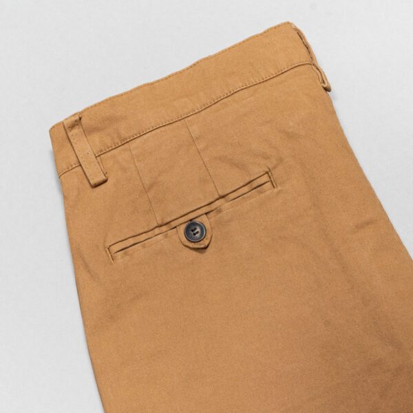 pantalon khaki estructura plana marca bcasual slim 147812 269310 4