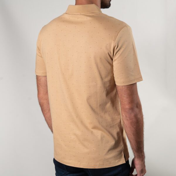 polo beige estructura plana marca carven slim 152381 270479 4