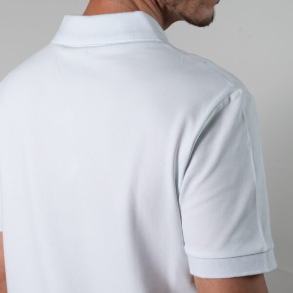 polo blanca estructura labrada marca carven slim 150779 270509 3