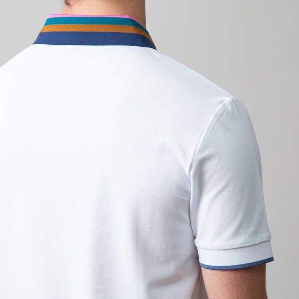 polo blanco estructura cuello contrastado marca carven slim 149976 249585 4