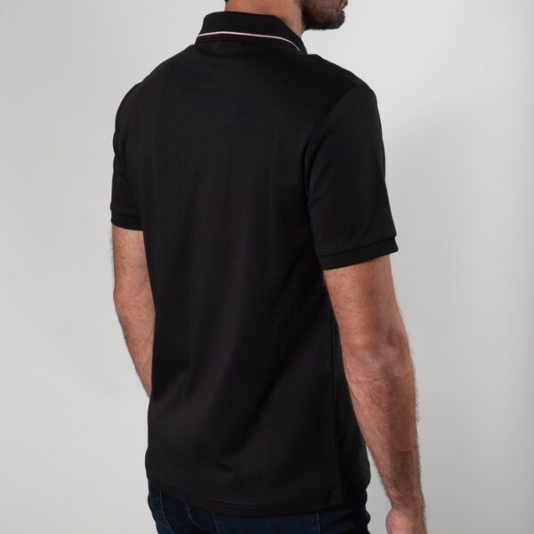 polo negra estructura labrada marca carven slim 150811 270503 3