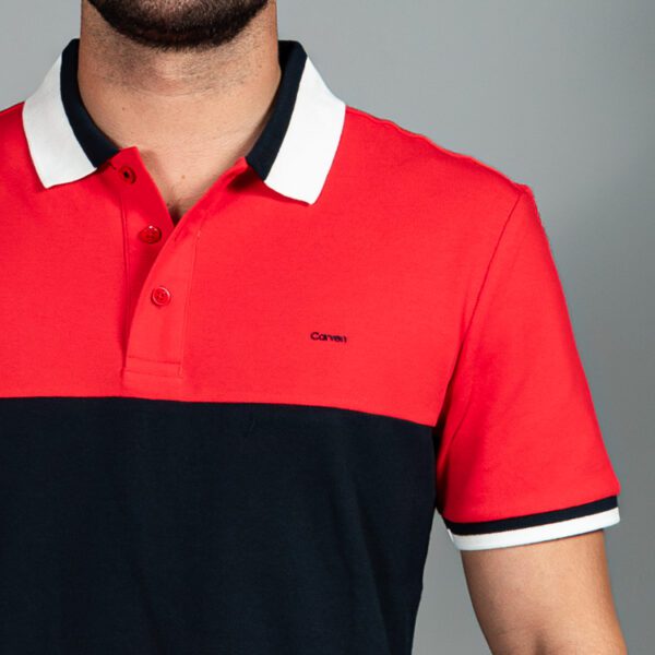 polo roja estructura labrada marca carven slim 157518 317834 2